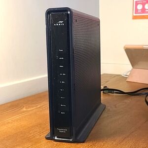 Arris Touchstone® TG2472G